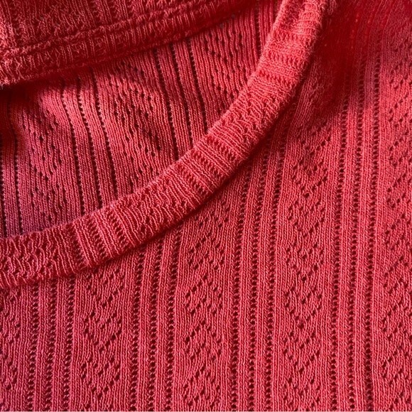 Urban outfitters lettuce hem baby tee crop top coral red medium - Picture 4 of 8